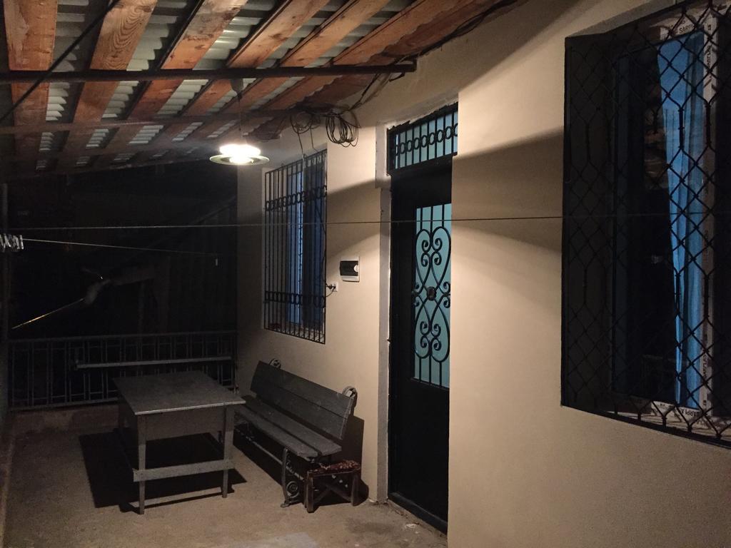 Guesthouse Gua 쿠타이시 외부 사진