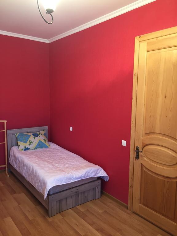 Guesthouse Gua 쿠타이시 외부 사진