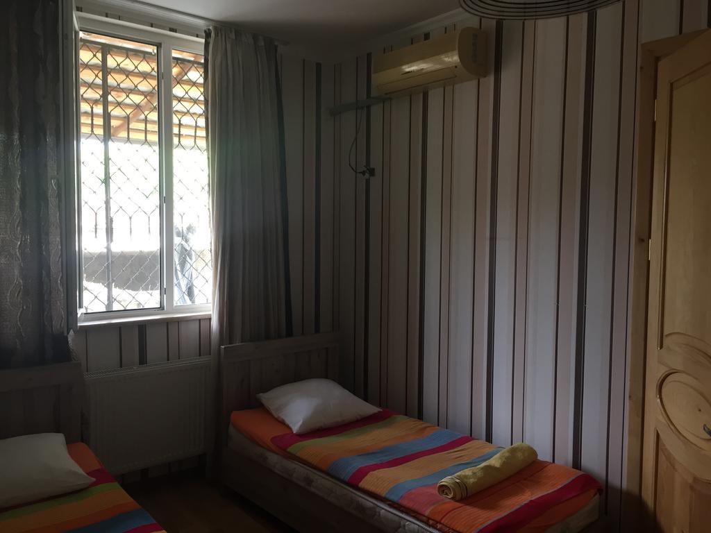 Guesthouse Gua 쿠타이시 외부 사진