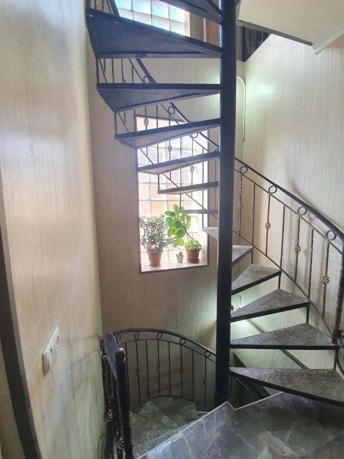 Guesthouse Gua 쿠타이시 외부 사진